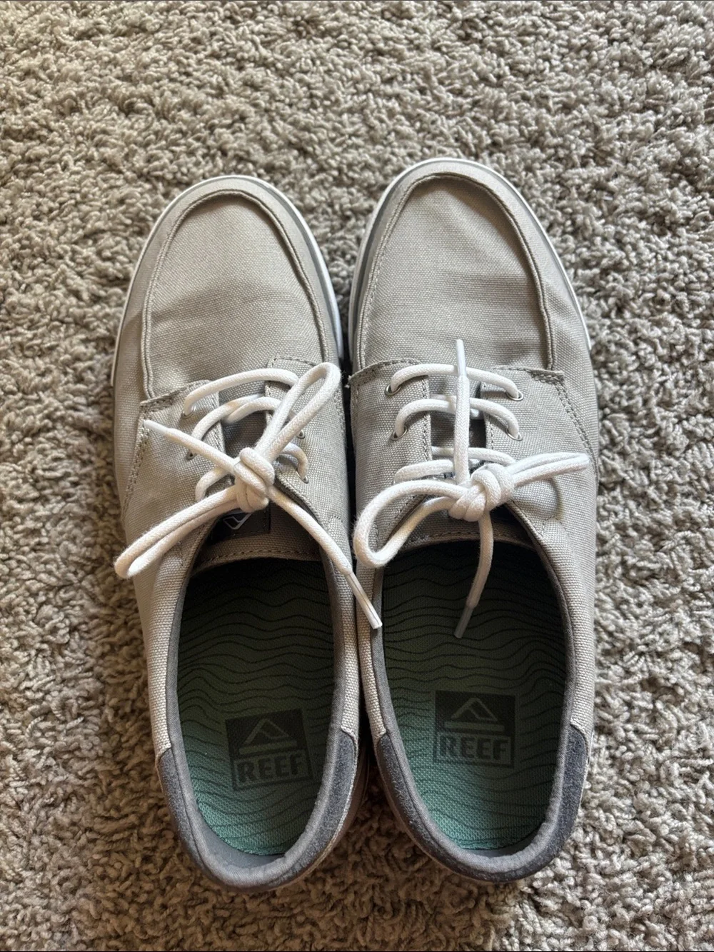 Reef Men's Canvas Deckhand Boat Shoes in Gray and White